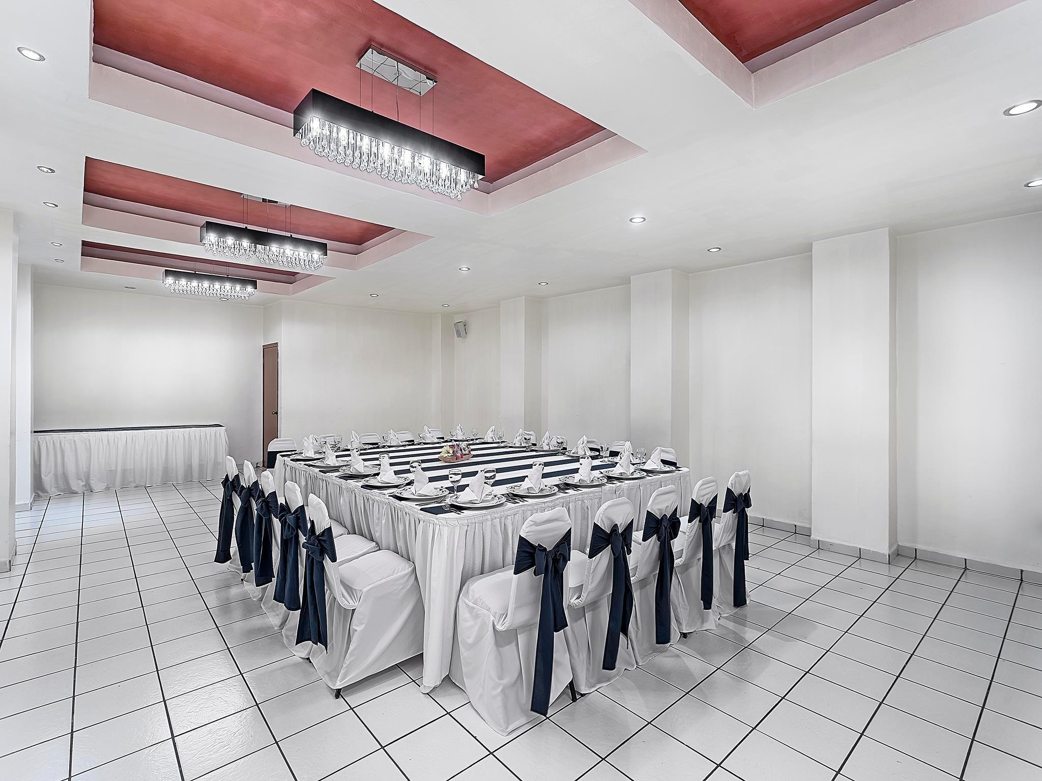Olmeca Plaza Urban Express Otel Villahermosa Dış mekan fotoğraf